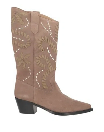 Coral Blue Woman Boot Grey Size 7 Leather In Brown