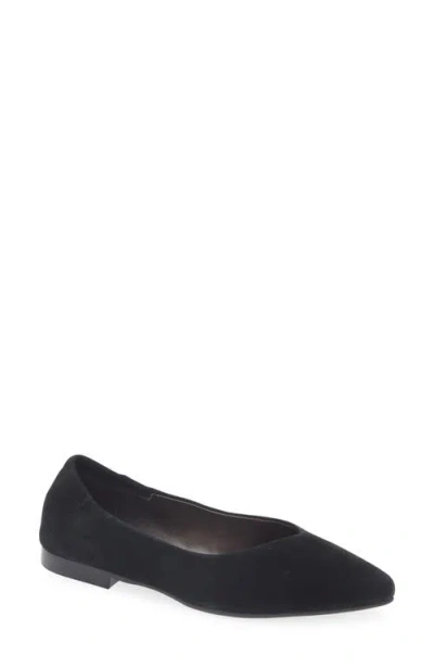 Cordani Mavis Pointed Toe Flat In Black