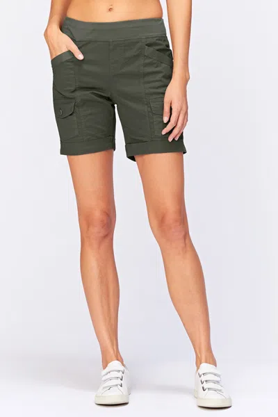Core By Wearables Clarissa Short In Green
