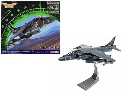 Corgi Mcdonnell Douglas Av-8b Harrier Ii Plus Aircraft "165001/01 Vma-214 Black Sheep Mcas Yuma" (2019) Un