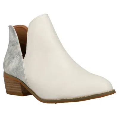Corkys Footwear Wayland Booties In White Stars In Multi