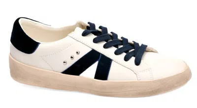 CORKYS FOOTWEAR WOMEN'S NO CHASER SNEAKER IN TEAL