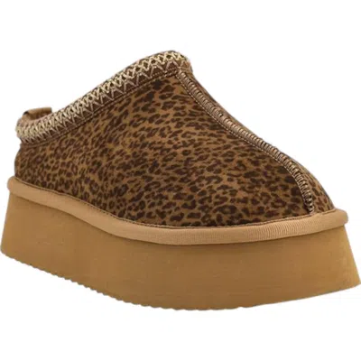 Corkys Footwear Women's Pillow Talk Slides In Leopard