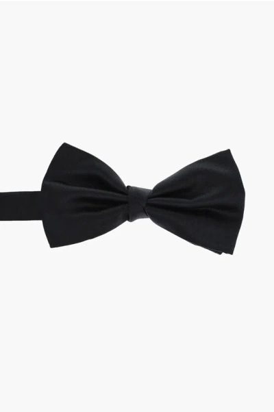 Corneliani Solid Color Satin Bow Tie In Black