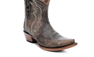 Corral Women's Embroidered Snip-toe Cowgirl Short Boot In Chocolate In Brown