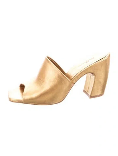 Pre-owned Cortana Leather Slides In Gold