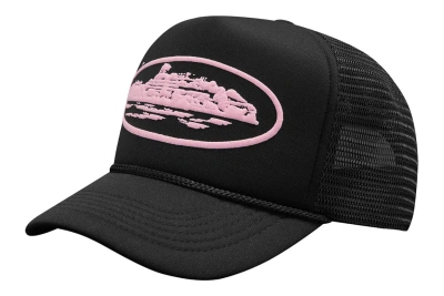 Pre-owned Corteiz Alcatraz Premium Trucker Hat Black/pink