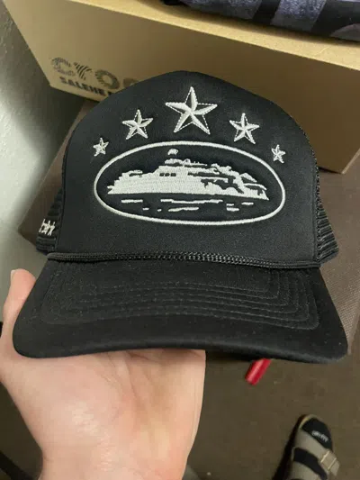 Pre-owned Corteiz Alcatraz Trucker Hat In Black