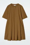 Cos Abito Midi In Cotone Con Pieghe E Cerniera In Beige