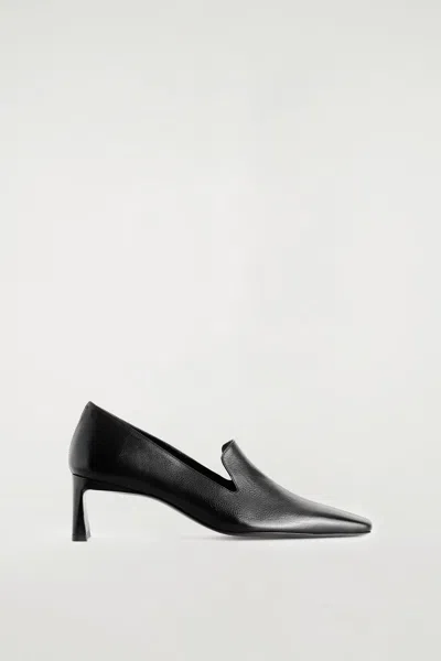 Cos Angular Leather Heeled Loafers In Noir