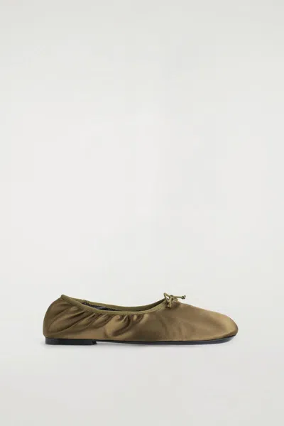 Cos Ballerines En Satin In Vert