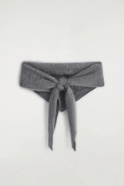 Cos Brushed-cashmere Triangle Scarf In Gray