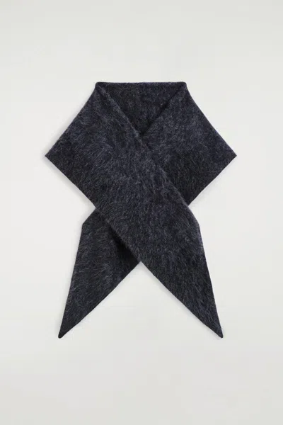 Cos Brushed-cashmere Triangle Scarf In Gris