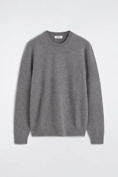 Cos Cashmere Crew-neck Jumper In Grigio