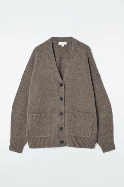 Cos Chunky Cashmere-blend Cardigan In Beige