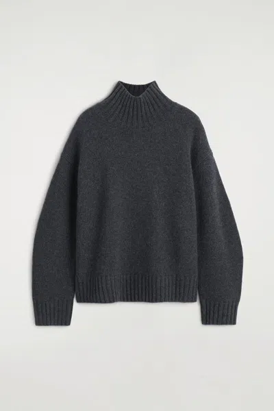 Cos Chunky Cashmere Mock-neck Sweater In Gray