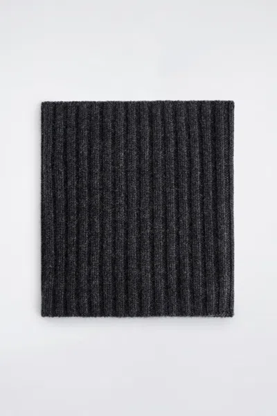 Cos Chunky Ribbed Cashmere Snood In Black