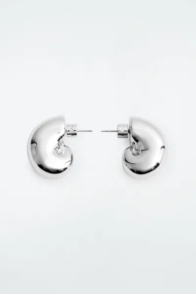 Cos Chunky Seashell-shaped Earrings In Silver