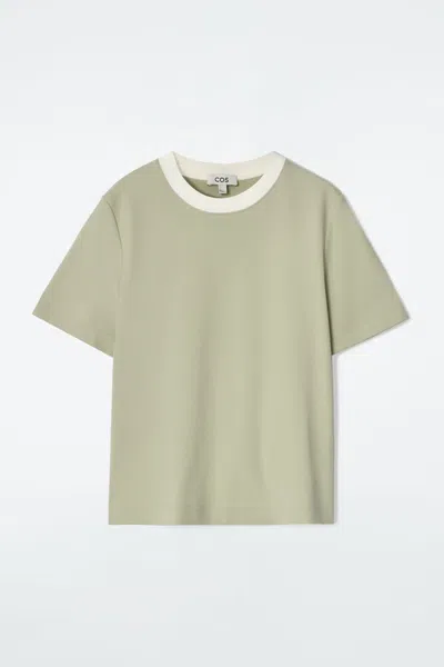 Cos Clean Cut Regular T-shirt In Green