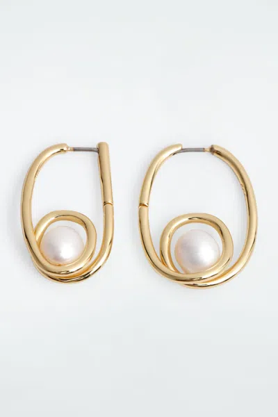 Cos Coiled Freshwater Pearl Hoop Earrings In Brown