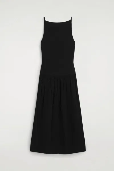 Cos Contrast-panel Maxi Dress In Noir