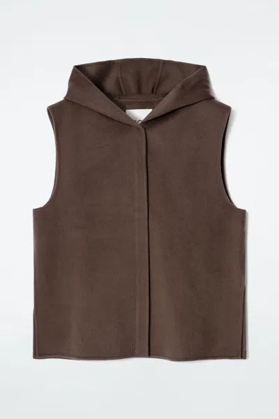 Cos Double-faced Hybrid Hooded Gilet In Brown