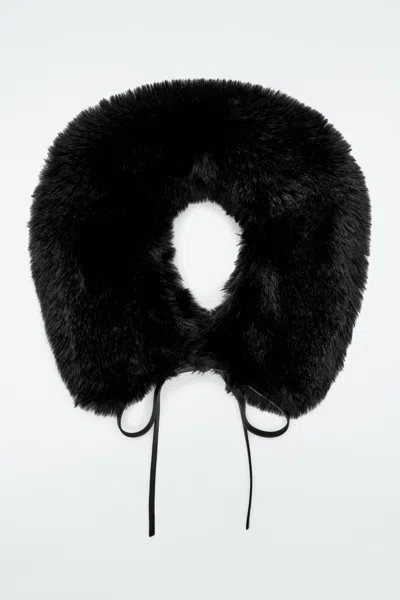 Cos Faux Fur Collar In Black