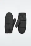Cos Faux Shearling-lined Padded Mittens In Black