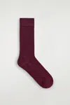 Cos Fine Wool Socks In Burgundy