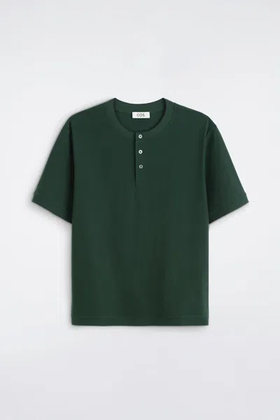 Cos Lightweight Cotton-piqué Henley Top In Green