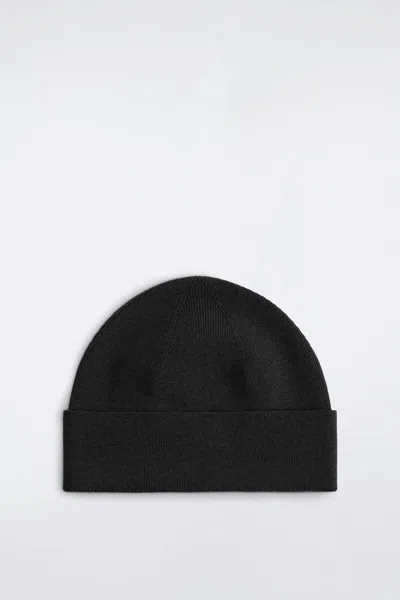 Cos Merino Wool Beanie In Black
