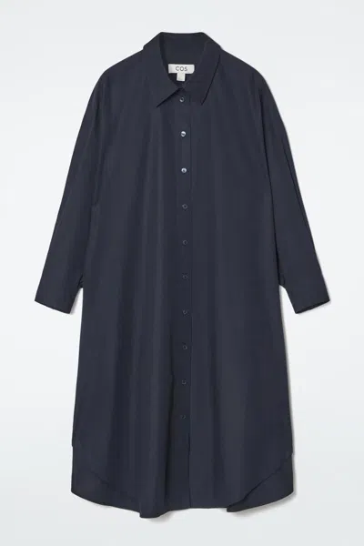 Cos Drapiertes Oversized-hemdblusenkleid In Navyblau
