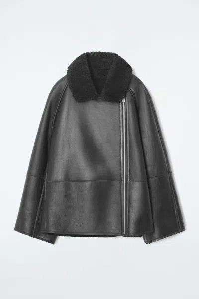 Cos Oversized Shearling Aviator Jacket In Black