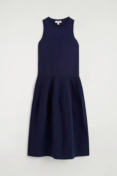 Cos Robe Midi Sans Manches À Panneaux In Blue