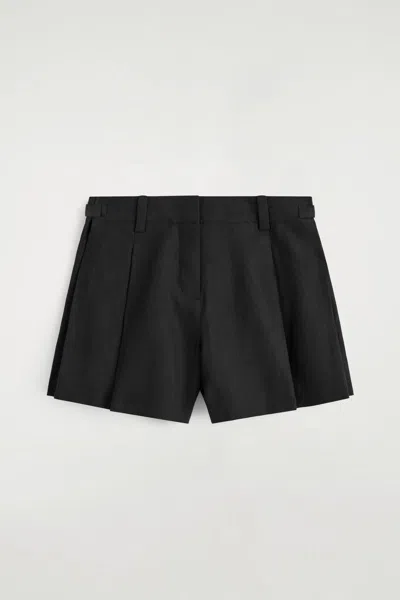 Cos Pleated Belted Linen Shorts In Black
