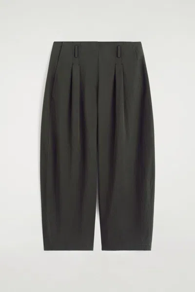 Cos Pleated Cotton Balloon-leg Trousers In Green