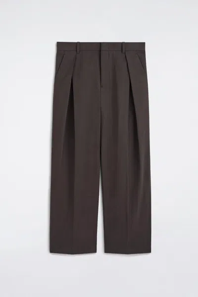 Cos Pleated Cotton Relaxed-fit Wide-leg Trousers In Brown In Marron