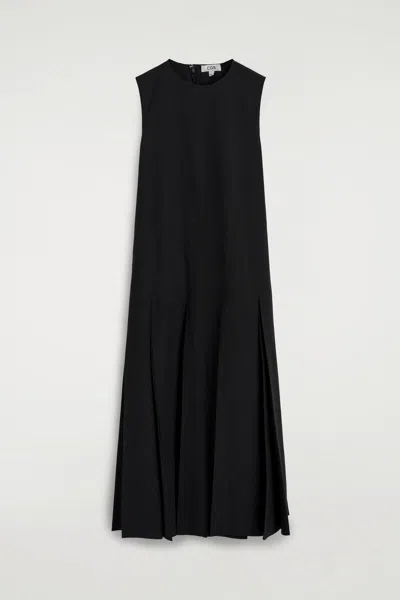 Cos Pleated Cotton-linen Maxi Dress In Nero In Black