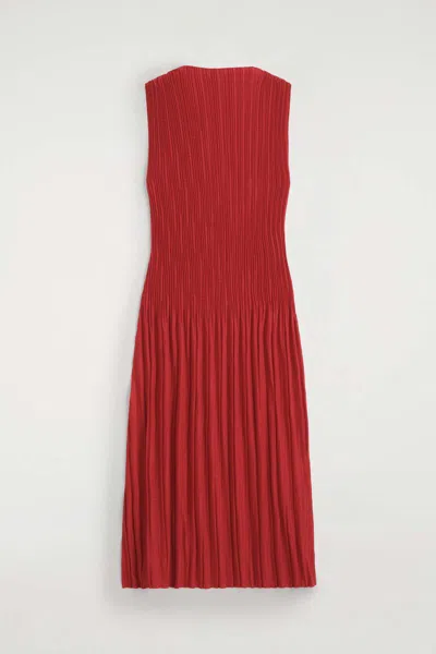 Cos Pleated Jacquard Sleeveless Maxi Dress In Rouge