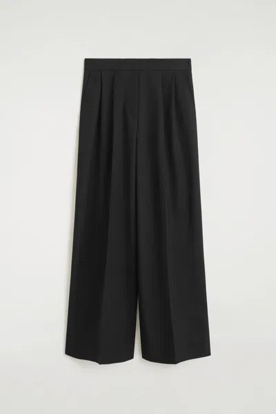 Cos Pleated Wide-leg Pants In Black