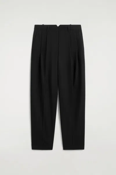 Cos Pleated Wool-blend Tapered Trousers In Black