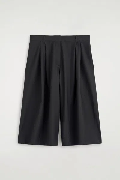 Cos Pleated Wool-blend Culottes In Black