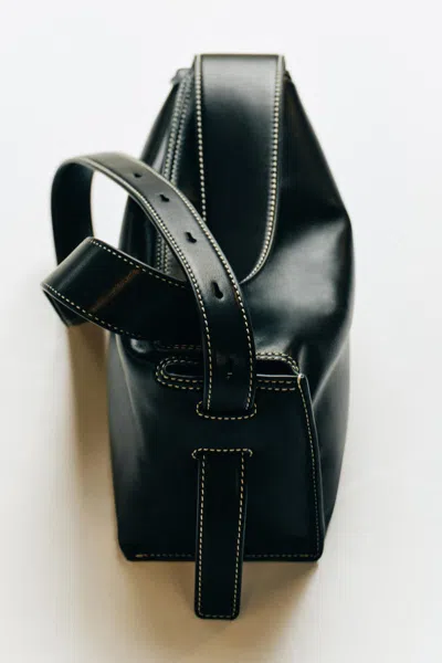 Cos Plinth Crossbody Bag - Leather In Black