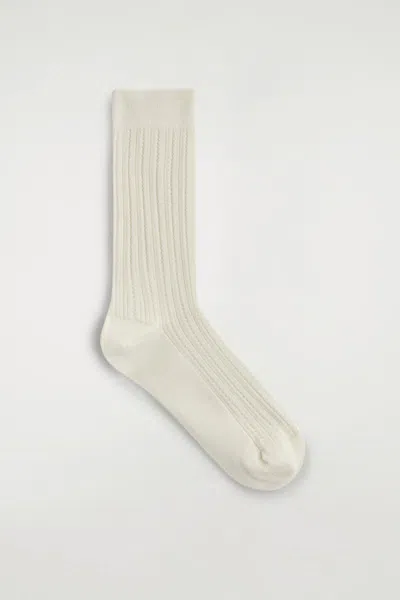 Cos Calzini In Maglia Traforata In White