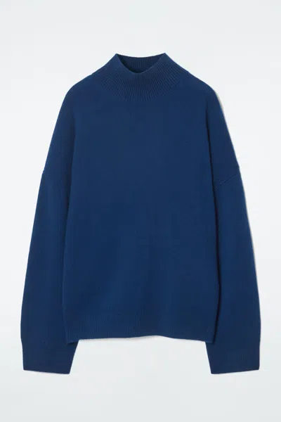 Cos Pure Cashmere Turtleneck Jumper In Blue