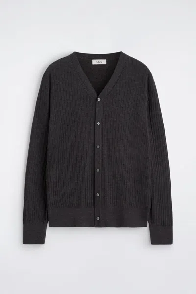 Cos Cardigan A Te In Lana Merino Con Scollo A V In Marrone