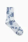 Cos Ribbed Tie-dye Socks In Blue