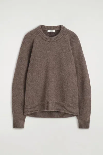 Cos Rounded Cashmere Crew-neck Jumper In Brown
