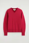 Cos Sculpted Cashmere V-neck Sweater In Red