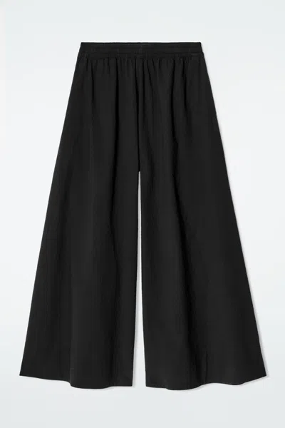 Cos Seersucker Culottes In Noir